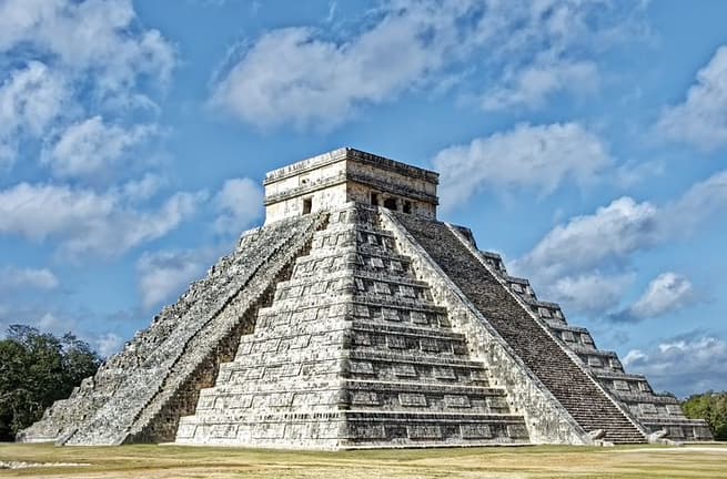 The Mystical Pyramids of Mesoamerica: A Journey Through Maya Civilization